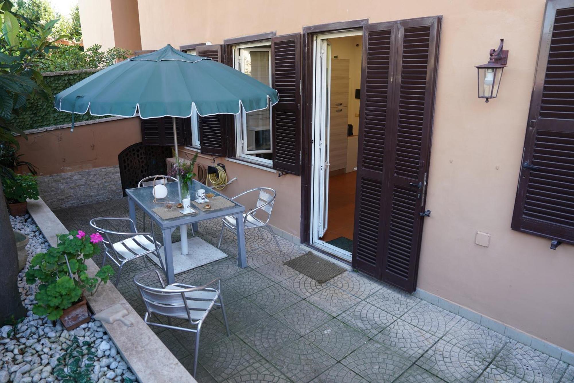 Casa Due Allori Roma Esterno foto